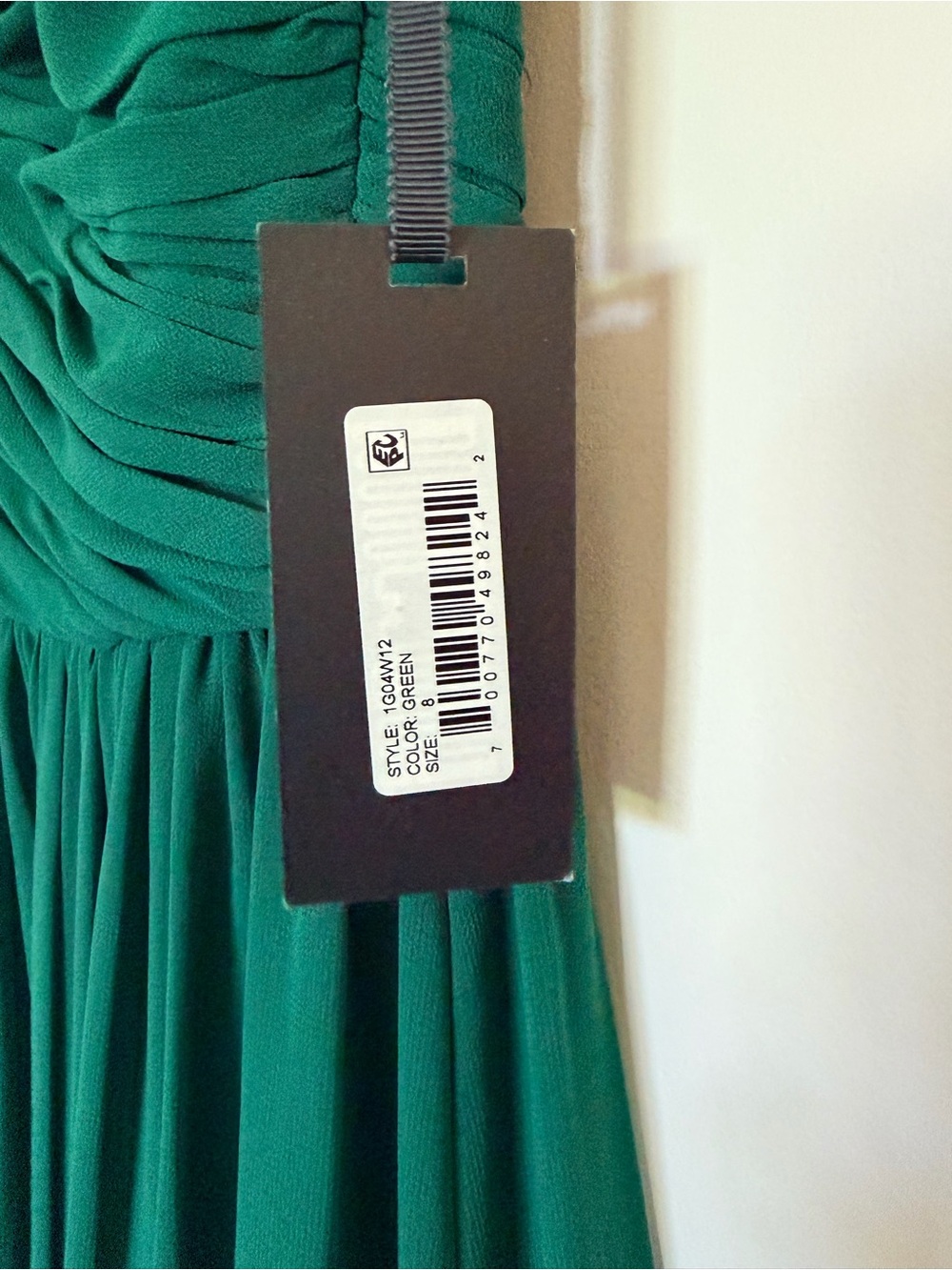 Vera Wang Emerald Green Ruched V-Neck Sleeveless Chiffon Gown NWT Dress - Picture 4 of 14